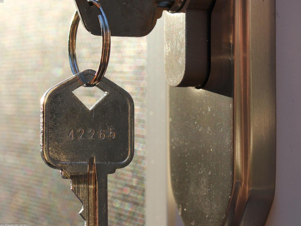 ការស្រាវជ្រាវអំពីការប្រាស្រ័យទាក់ទងសម្ងាត់